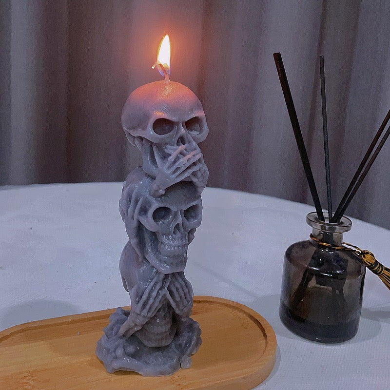 Soy Skull Candle